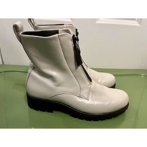 ECCO Modtray Zip Mid-Cut Leather Boots Size EU 40 (US 9/9.5) in Limestone
